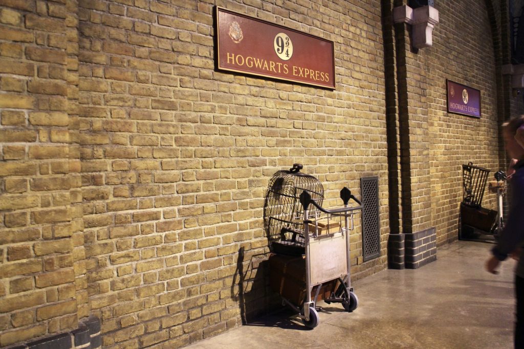 Platform 9¾ ｜ 國王十字車站、九又四分之三月台朝聖打卡